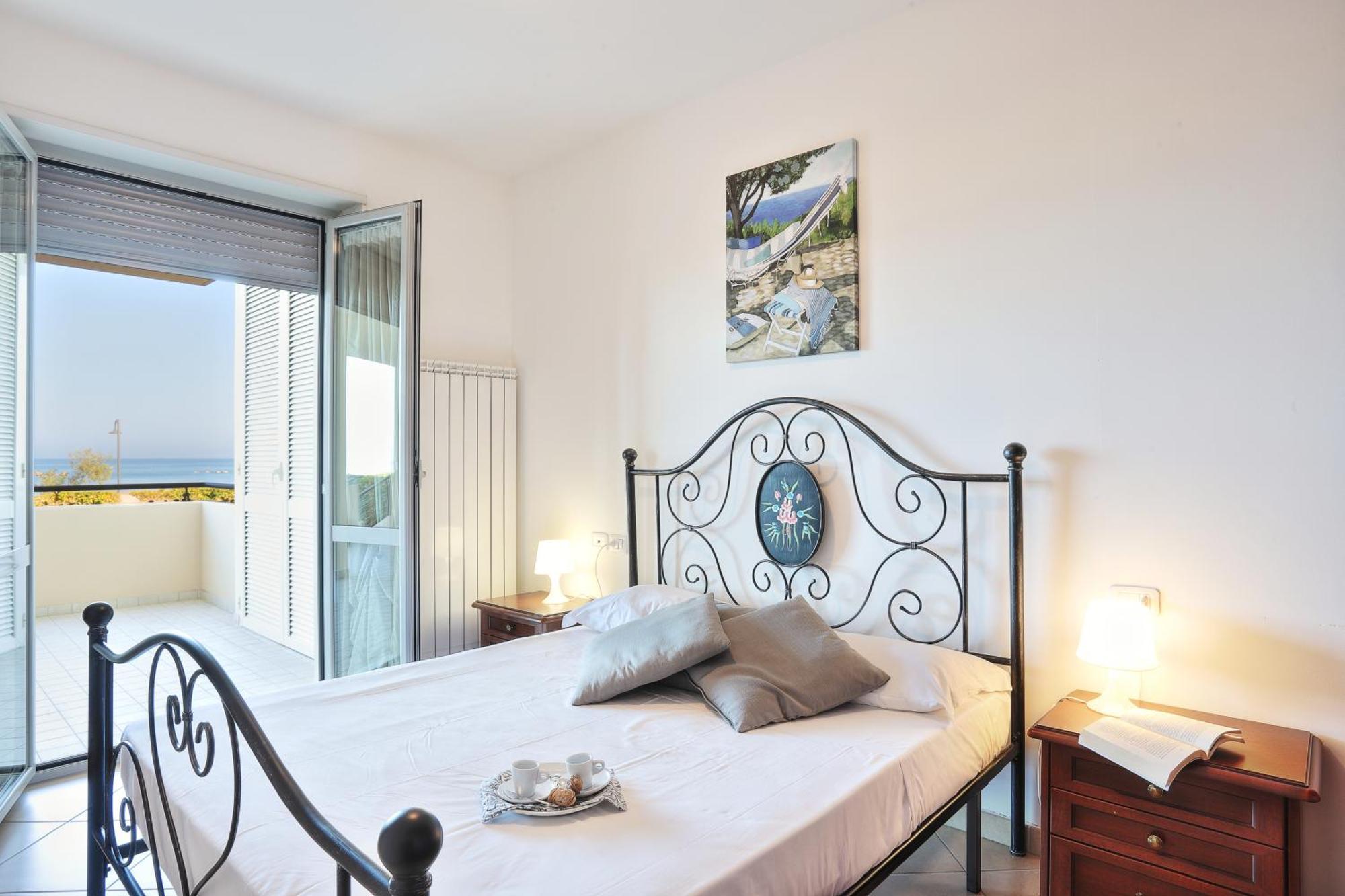 Mazzarosa Residence Roseto Degli Abruzzi Εξωτερικό φωτογραφία